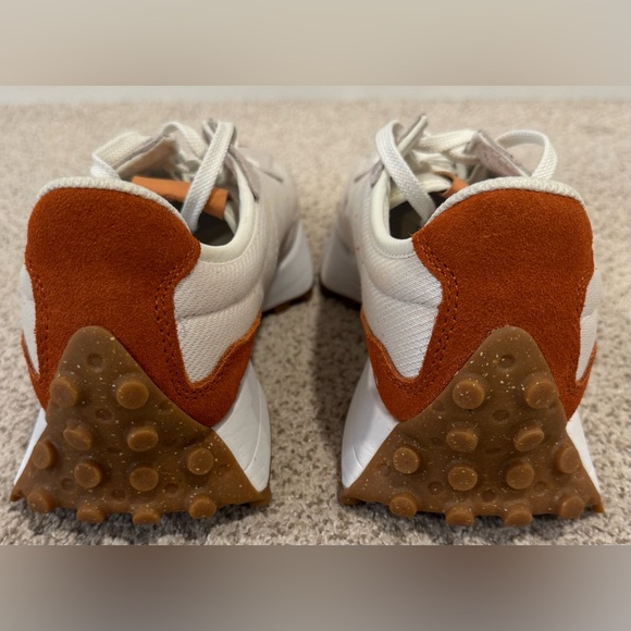 Barely Worn New Balance Unisex Sea Salt w/ Rust Oxide Exclusive 327 Sneakers - Picture 6 of 14